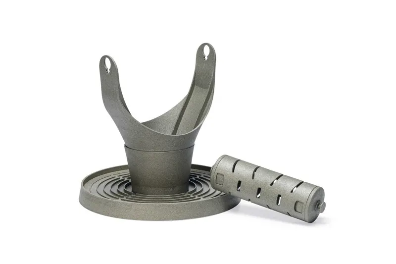 Beeztees Chicken Play and Snack Tower-1
