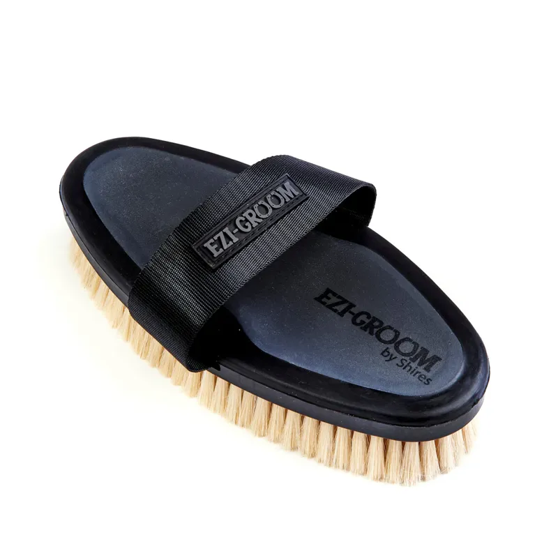 EZI-GROOM Grip Body Brush With Goat Hair BLACK Large