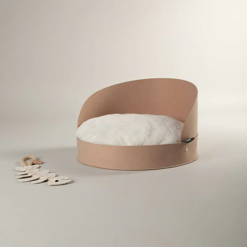 Scruffs Stockholm Felt Round Cat Bed Tan