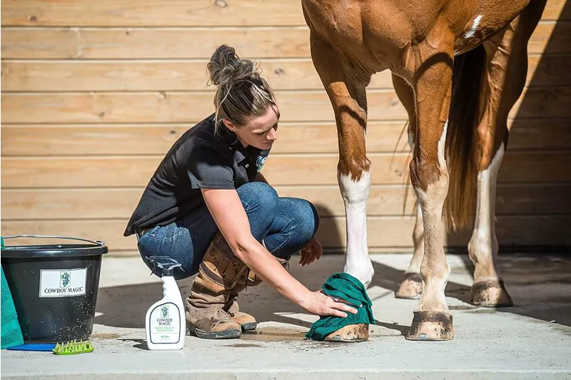 Cowboy Magic Greenspot Remover 946ml -1