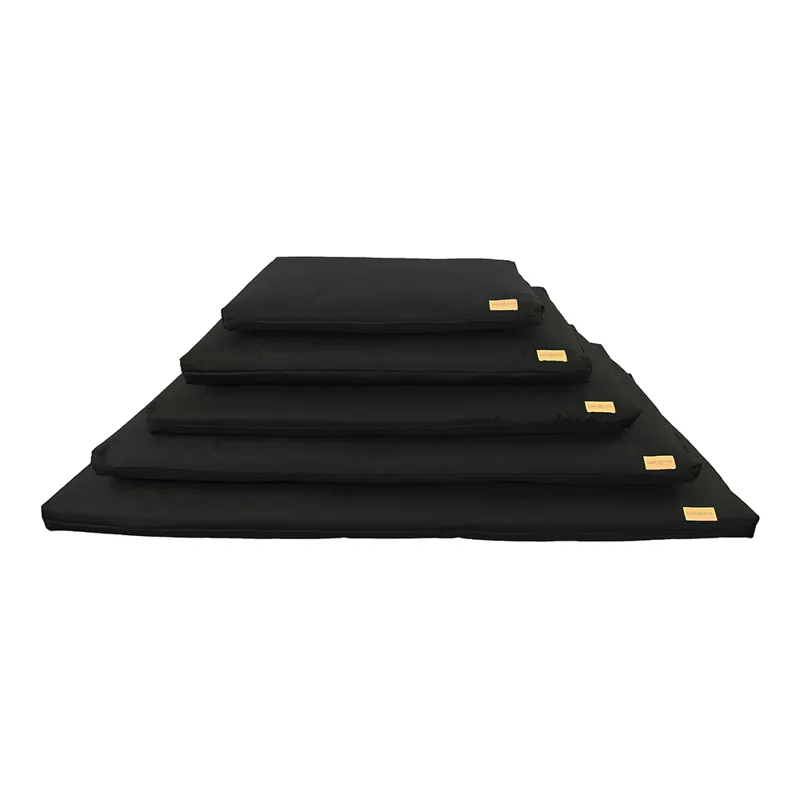 Earthbound Crate Mat Waterproof Black