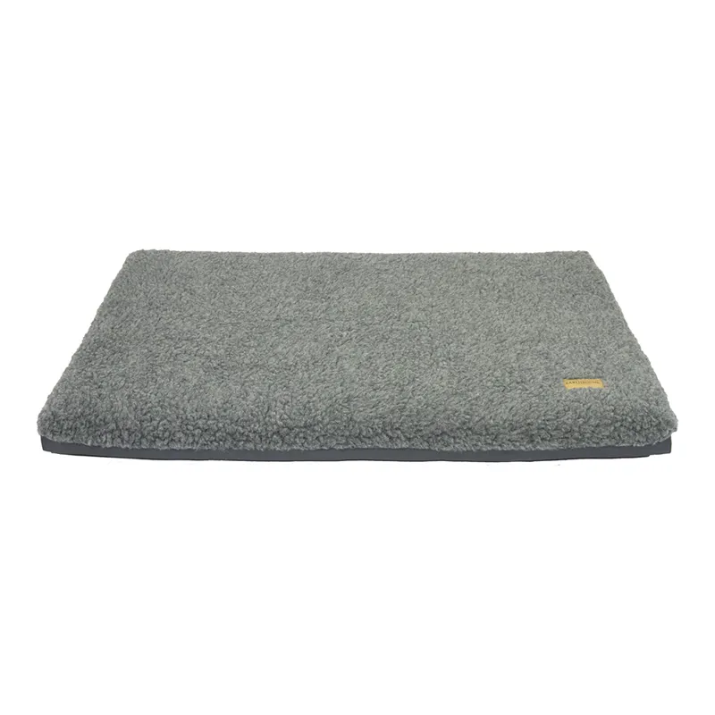 Earthbound Crate Mat Removable Sherpa Waterproof Grey-1