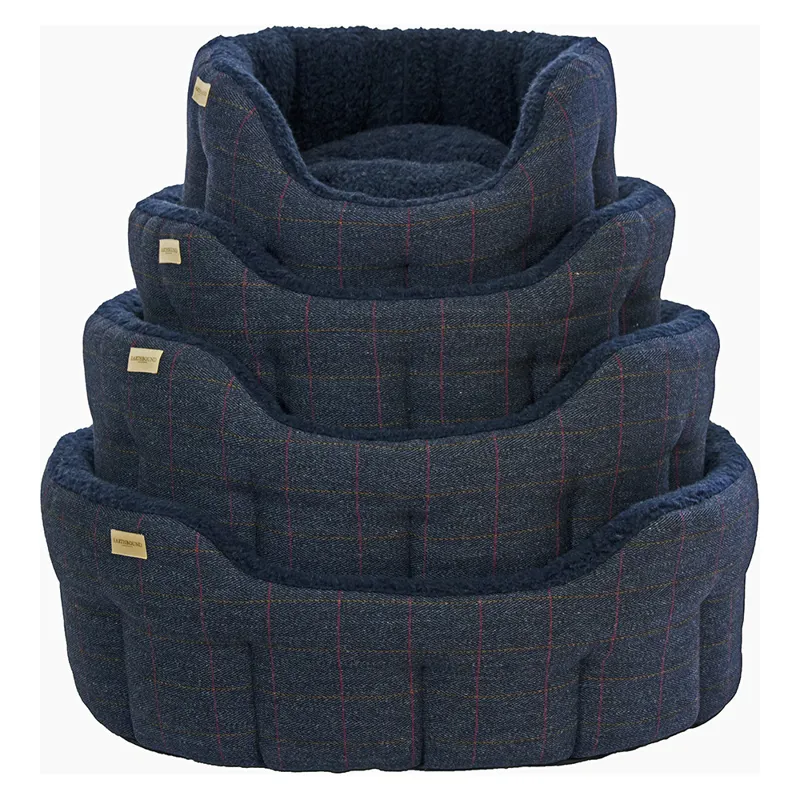 Earthbound Classic Round Traditional Tweed Bed Navy