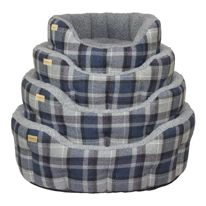 Earthbound Classic Round Traditional Tweed Bed Grey Check