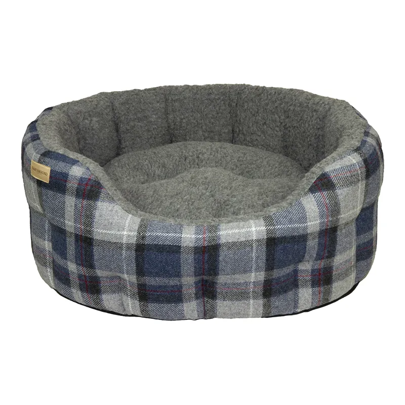 Earthbound Classic Round Traditional Tweed Bed Grey Check-1