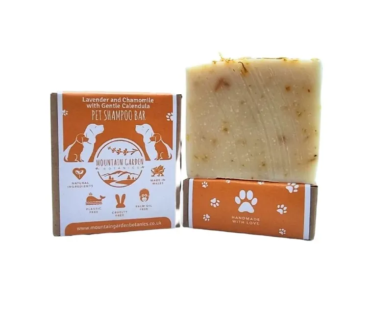 Mountain Garden Botanics Lavender Chamomile and Calendula Pet Shampoo Bar-1