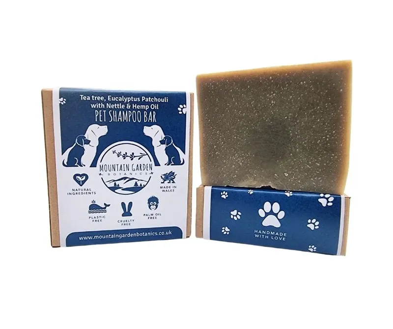 Mountain Garden Botanics Tea Tree Eucalyptus and Patchouli Pet Shampoo Bar-1