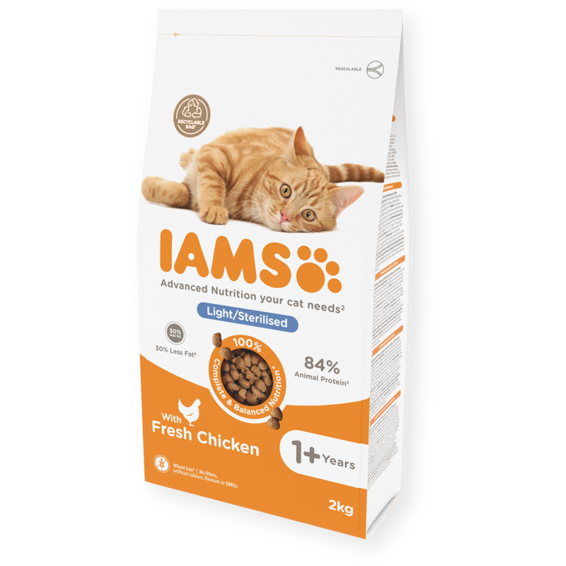 Iams Vitality Adult Cat Light In Fat/Sterilised Chicken 2kg