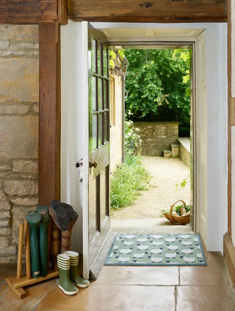 Turtle Mat Patterned Doormat in Flock Green-4