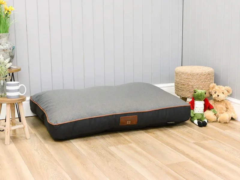 George Barclay Beckley Dog Mattress Midnight/Dove Large