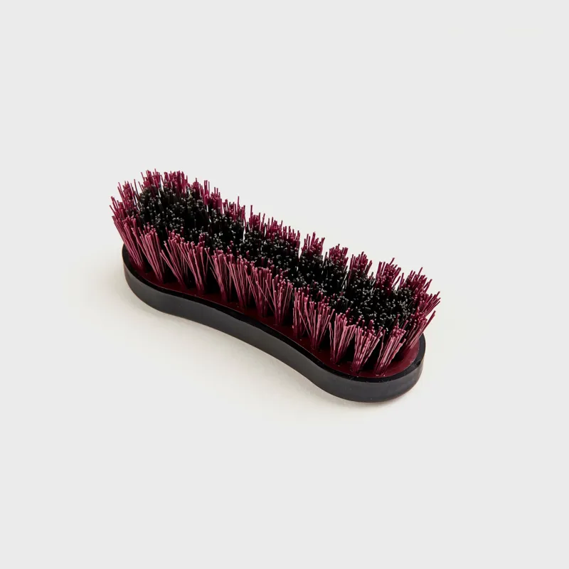 EZI-GROOM Grip Hoof Brush BURGUNDY Small-1