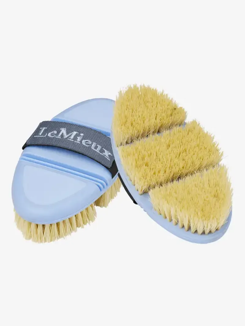 LeMieux Flexi Scrubbing Brush Mist