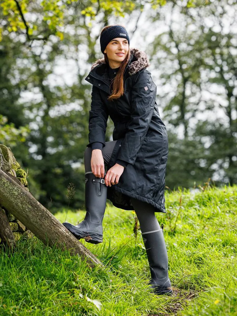 LeMieux Stride Wellington Boot in Navy-2