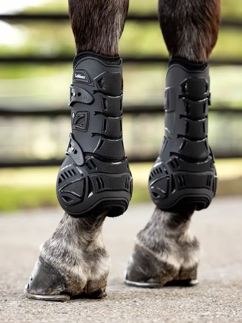 LeMieux Motion Cool Tendon Boot Black-1
