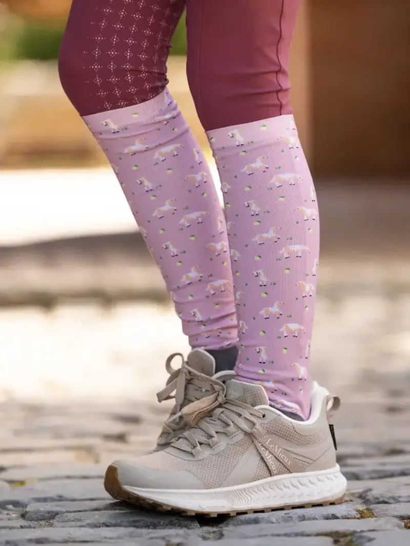 LeMieux Footsie Socks Lemon Adult-1