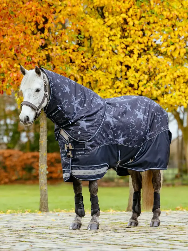 LeMieux Arika Star 100g Turnout Rug Navy